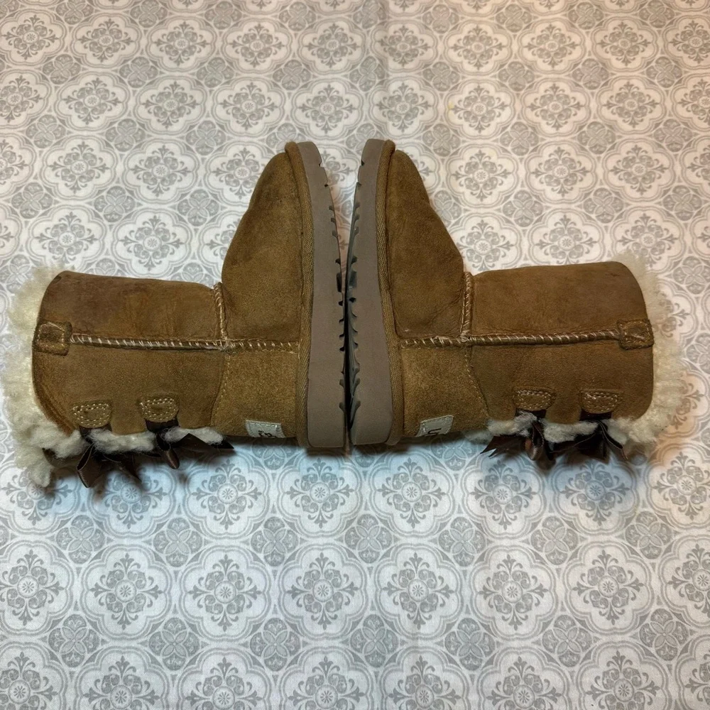 UGG bailey bow